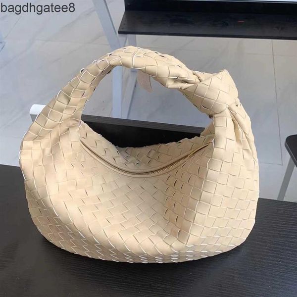 2023 cowhide jodies bag woven designer bags bottegas shoulder soft venetas large tote underarm fashion 36cm handbag knotted pleate185j
2023 cowhide jodies bag woven designer bags bottegas shoulder soft venetas large tote underarm fashion 36cm handbag knotted pleate185j