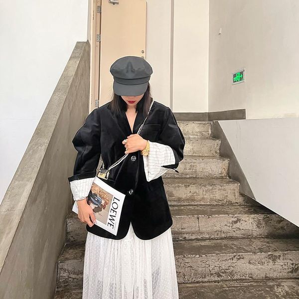 pants korean women casual black soft velour suit jacket 2022 spring autumn new loose notched collar long sleeve female blazers outwear, White
pants korean women casual black soft velour suit jacket 2022 spring autumn new loose notched collar long sleeve female blazers outwear, White