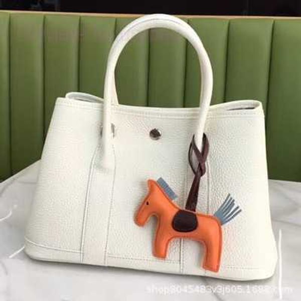 designer herbag garden party evening genuine leather women's 2023 new garden bucket one shoulder portable tote bride's wedding bag
designer herbag garden party evening genuine leather women's 2023 new garden bucket one shoulder portable tote bride's wedding bag