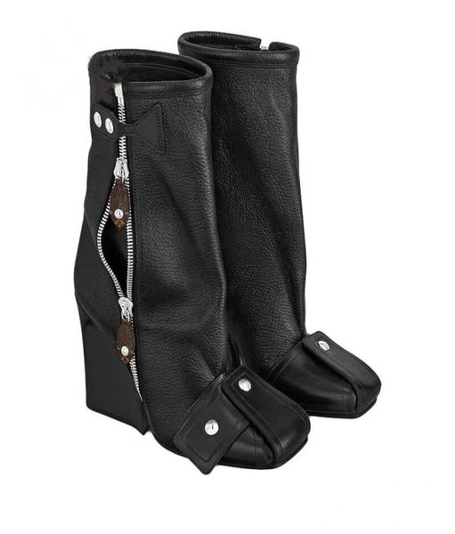 2021 lady women sheepskin leather chuckly high heels ankle boots square toe half knee catwalk rivets zipper shoes martin buckle si3501960, Black
2021 lady women sheepskin leather chuckly high heels ankle boots square toe half knee catwalk rivets zipper shoes martin buckle si3501960, Black