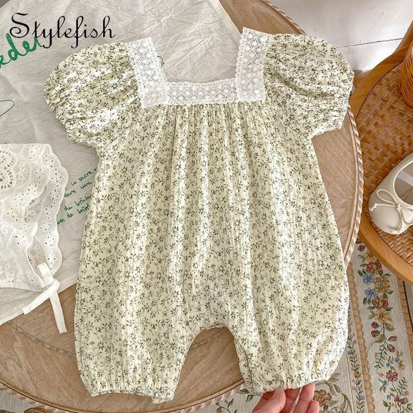 rompers summer girls infants and children lace edge fragmented flower square neck bodysuit hip romper short creeper 230421, Blue
rompers summer girls infants and children lace edge fragmented flower square neck bodysuit hip romper short creeper 230421, Blue