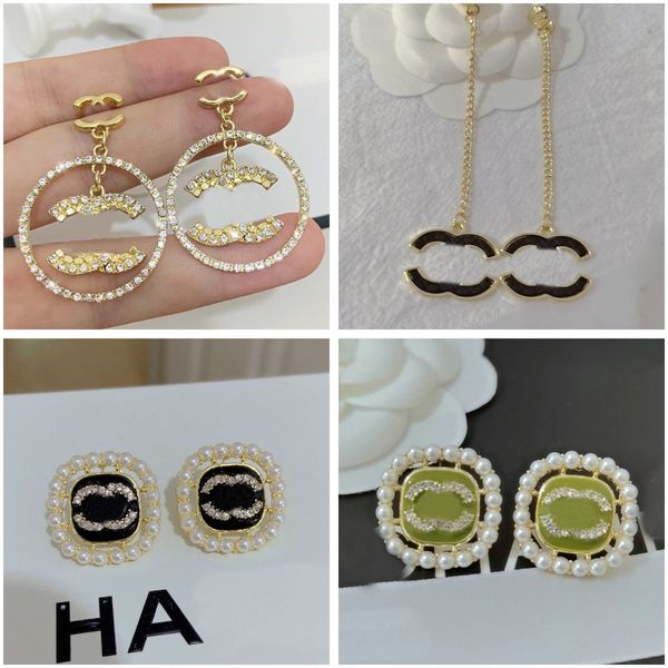 fashion 2023 pearl stud earrings designer brand jewelry women diamond dangle earrings charm spring engagement party family gift earrings gol, Golden;silver
fashion 2023 pearl stud earrings designer brand jewelry women diamond dangle earrings charm spring engagement party family gift earrings gol, Golden;silver