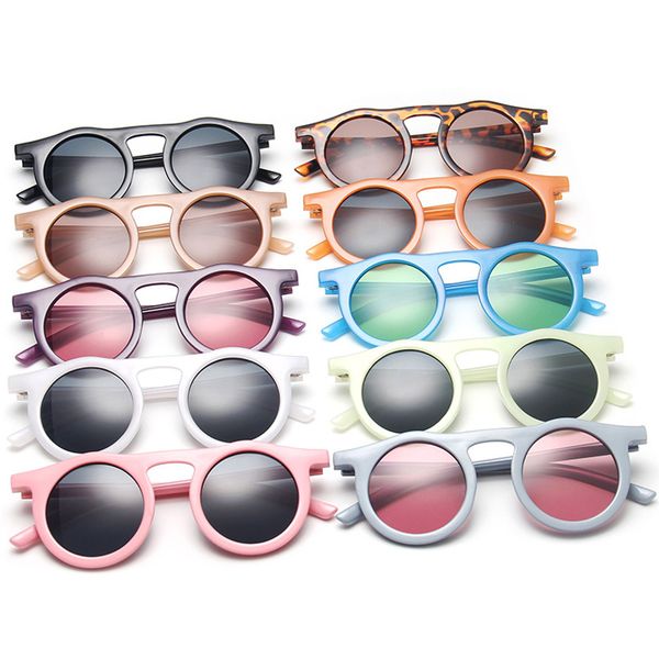 brand men sunglasses olick vintage designer jelly color frame eyewear women fashion outdoor shade sun glasses oculos, White;black
brand men sunglasses olick vintage designer jelly color frame eyewear women fashion outdoor shade sun glasses oculos, White;black