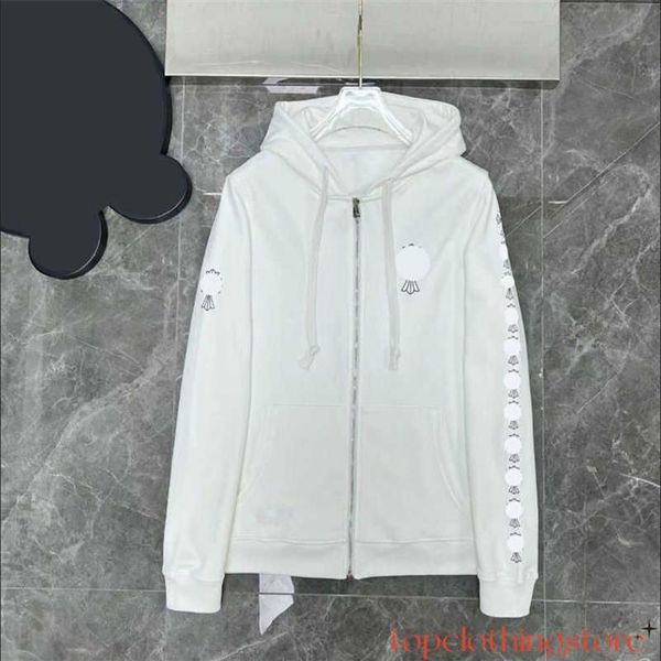2023 mens hoodies designer chrome winter sweatshirts heart hoodie ch long sleeve zipper jacket loose coat hooded hoody men woman h241f, Black;brown
2023 mens hoodies designer chrome winter sweatshirts heart hoodie ch long sleeve zipper jacket loose coat hooded hoody men woman h241f, Black;brown