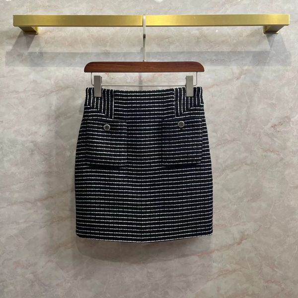 chan 2023 spring summer dresses for women new short skirt dinner dress designer party dresses ootd fashion summer grade logo tweed short ski, White;black
chan 2023 spring summer dresses for women new short skirt dinner dress designer party dresses ootd fashion summer grade logo tweed short ski, White;black