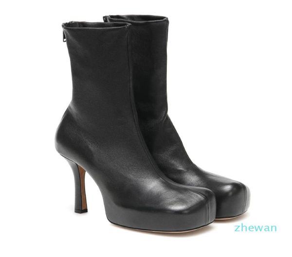 designers shoes 100mm heel bold platform boots calfskin leather shoes ankle boot stiletto heels booties luxury3204907, Black
designers shoes 100mm heel bold platform boots calfskin leather shoes ankle boot stiletto heels booties luxury3204907, Black