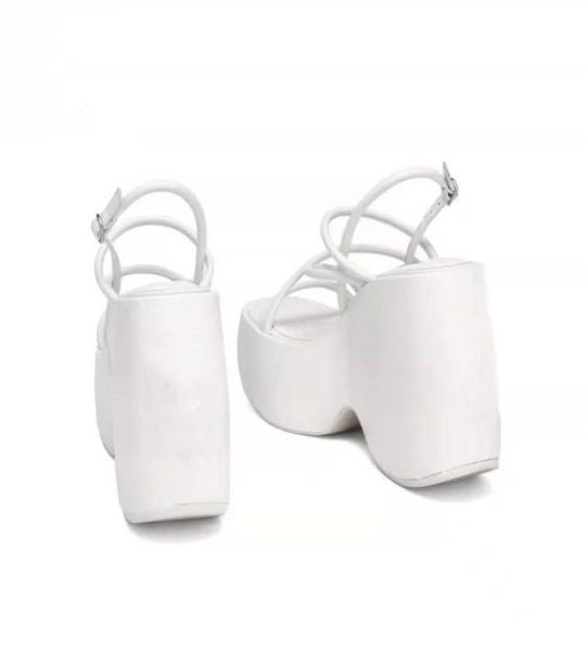 2022 new summer european and american fashion ladies sandals comfortable high heels platform dress party wedding gladiator he9681562, Black
2022 new summer european and american fashion ladies sandals comfortable high heels platform dress party wedding gladiator he9681562, Black