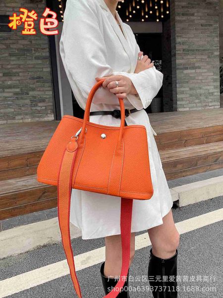designer herbag garden party evening new leather women's one shoulder diagonal simple garden handheld shopping bucket bag xg0a
designer herbag garden party evening new leather women's one shoulder diagonal simple garden handheld shopping bucket bag xg0a