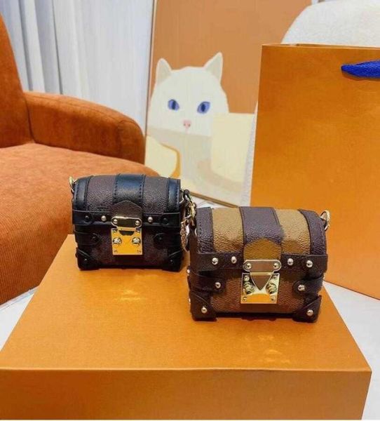 evening bags designer old flower mini coin purses womens fashion chain refinement shoulder bags leather flip classic 8339934
evening bags designer old flower mini coin purses womens fashion chain refinement shoulder bags leather flip classic 8339934