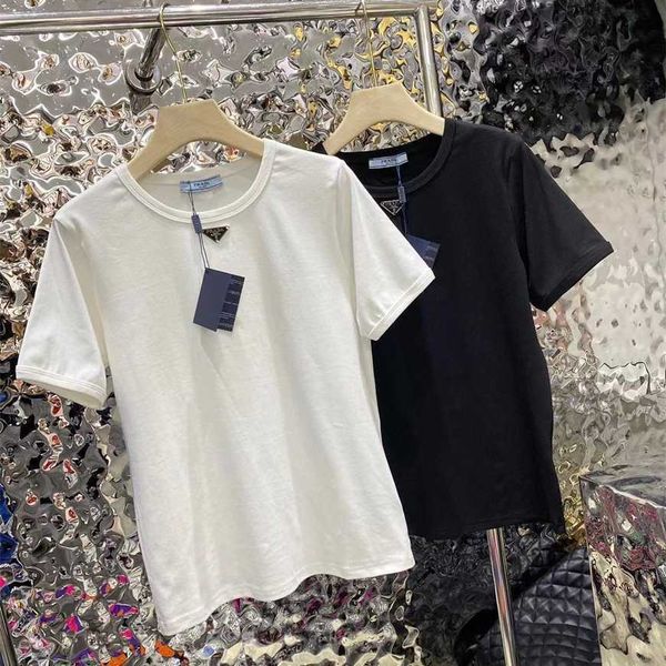 32% off family early autumn new fashion classic triangle basic round neck versatile short sleeve t-shirt, White
32% off family early autumn new fashion classic triangle basic round neck versatile short sleeve t-shirt, White