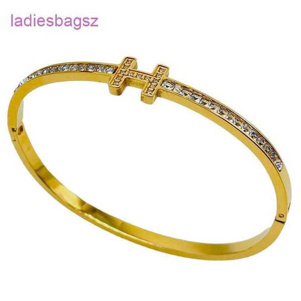 original bangle hermss overseas popular ins style design titanium steel bracelet for men and women h-shaped brick inlaid stainless has bs67, Black
original bangle hermss overseas popular ins style design titanium steel bracelet for men and women h-shaped brick inlaid stainless has bs67, Black