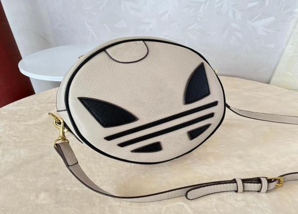 luxurys designers shopping bags wallets card holder cross body totes cards coins men leather shoulder anjou bags purse women holde4534593
luxurys designers shopping bags wallets card holder cross body totes cards coins men leather shoulder anjou bags purse women holde4534593