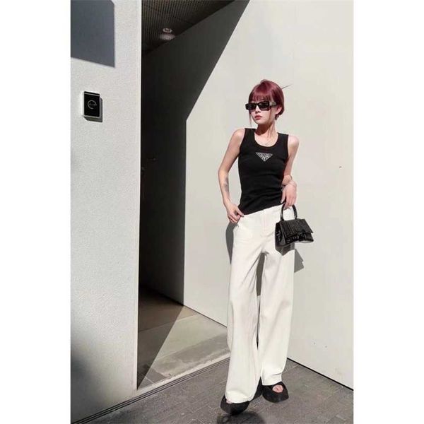 26% off family spring/summer new leisure fashion triangle slim fit knitted tank top, White
26% off family spring/summer new leisure fashion triangle slim fit knitted tank top, White