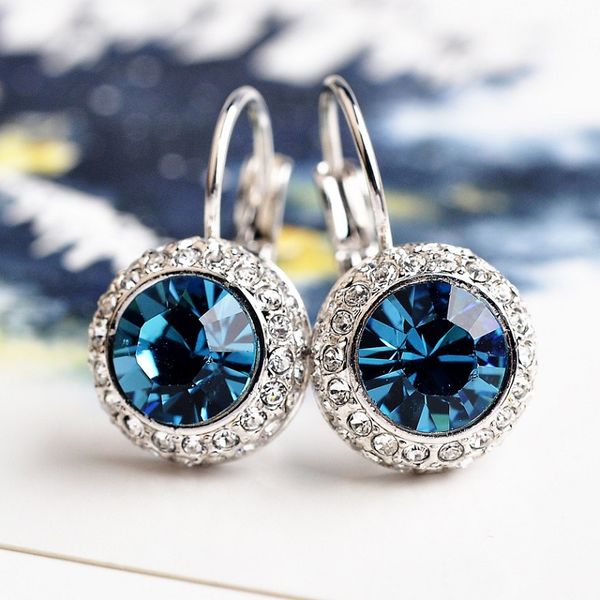 10sets/lot fashion jewelry ornaments earrings studs inlaid senior rhinestone bright twinkle crystal valentine's gift plating white k mo, Golden;silver
10sets/lot fashion jewelry ornaments earrings studs inlaid senior rhinestone bright twinkle crystal valentine's gift plating white k mo, Golden;silver