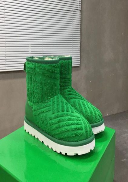 luxurys design woman fashion women snow boots short plush warm booties femal sheep fur mujer highs quality nonslip winter botega 8040360, Black
luxurys design woman fashion women snow boots short plush warm booties femal sheep fur mujer highs quality nonslip winter botega 8040360, Black