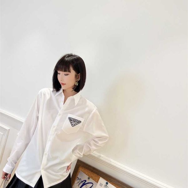 family early spring new fashion classic embroidery patch triangle label diamond four seasons simple versatile shirt, White
family early spring new fashion classic embroidery patch triangle label diamond four seasons simple versatile shirt, White
