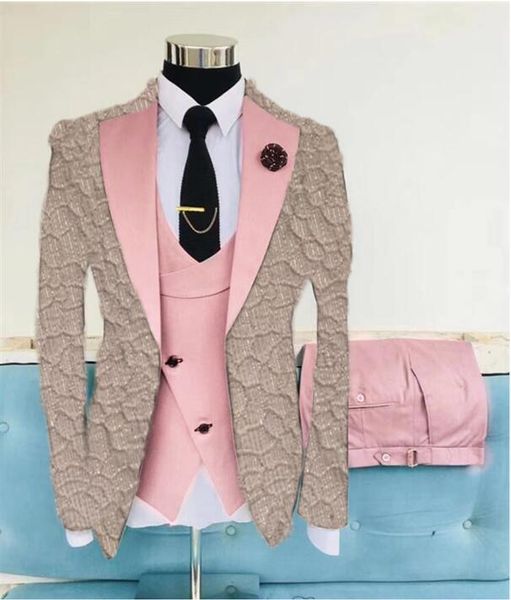 blazers 2022 luxury embossed jacquard suits for men pink formal wedding 3 piece slim fit party fashion casual man suit light pink blazer, White;black
blazers 2022 luxury embossed jacquard suits for men pink formal wedding 3 piece slim fit party fashion casual man suit light pink blazer, White;black