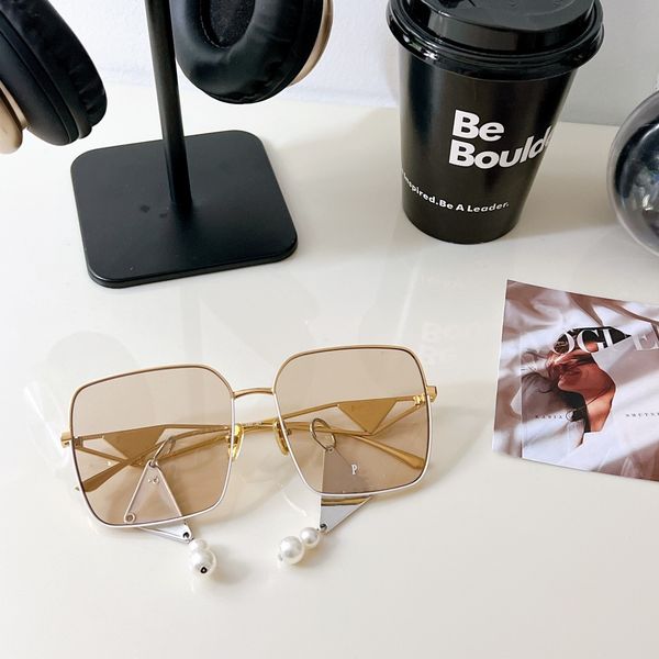 luxury designers brand sunglasses women men eyewear summer glasses glasses with magnetic summer personalized, White;black
luxury designers brand sunglasses women men eyewear summer glasses glasses with magnetic summer personalized, White;black