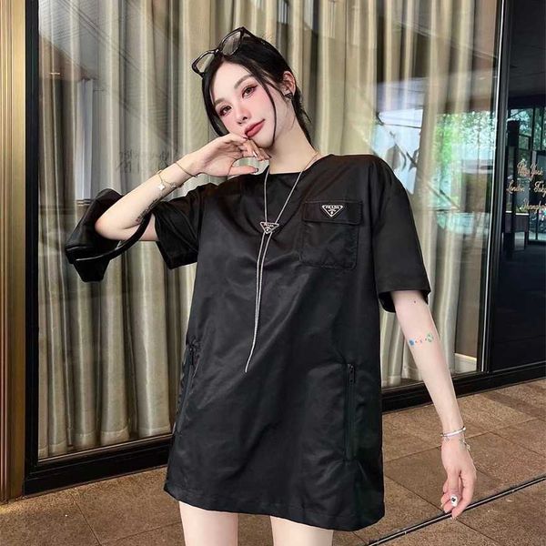 34% off family spring/summer new classic nylon triangle back drawcord design h-shaped slim versatile dress, Black;gray
34% off family spring/summer new classic nylon triangle back drawcord design h-shaped slim versatile dress, Black;gray