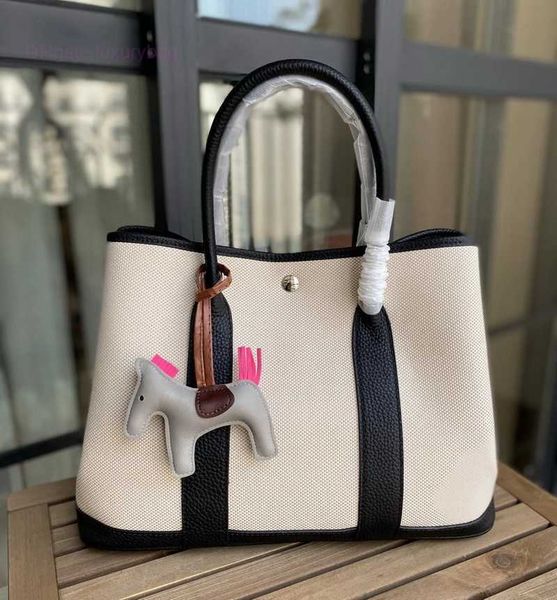 designer herbag garden party evening 2023 spring new canvas with layer cowhide garden fashion hand color contrast versatile messenger bag h9
designer herbag garden party evening 2023 spring new canvas with layer cowhide garden fashion hand color contrast versatile messenger bag h9