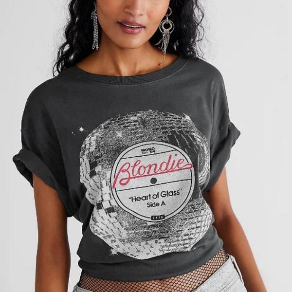 t-shirt super chic 2022 summer graphic t shirt for women short sleeve vintage black tshirt letter print loose tee tshirts za women, White
t-shirt super chic 2022 summer graphic t shirt for women short sleeve vintage black tshirt letter print loose tee tshirts za women, White