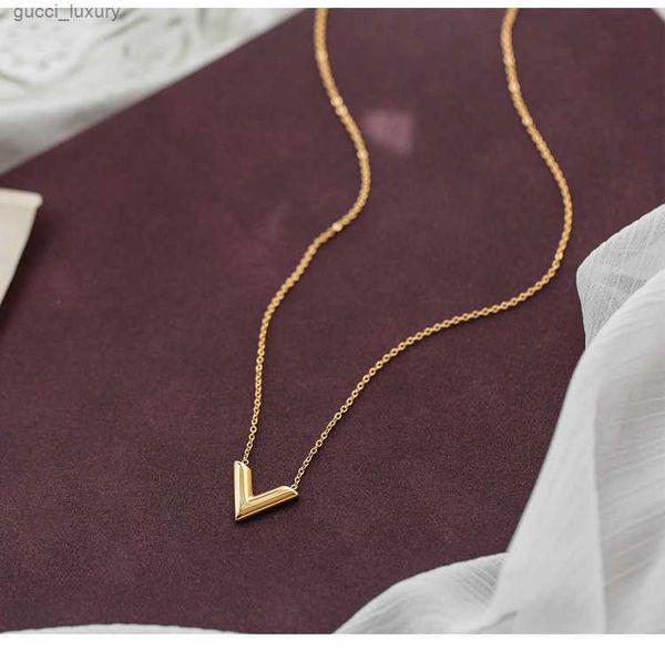 18 mixed designs women designer earrings necklace simple classic pendant titanium steel high polished luxury love pendant fashion jewelry, Silver
18 mixed designs women designer earrings necklace simple classic pendant titanium steel high polished luxury love pendant fashion jewelry, Silver