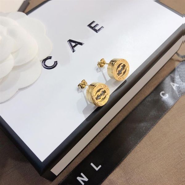 luxury women's earrings charm 18k gold plated earring fashion jewelry couples love circle earrings classic accessories wi338i, Golden
luxury women's earrings charm 18k gold plated earring fashion jewelry couples love circle earrings classic accessories wi338i, Golden
