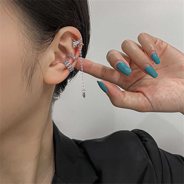 charm silver color crystal tassel non-piercing cuff ear clip earring for women shiny rhinestone chain fake cartilage piercing jewelry aa2304, Golden
charm silver color crystal tassel non-piercing cuff ear clip earring for women shiny rhinestone chain fake cartilage piercing jewelry aa2304, Golden