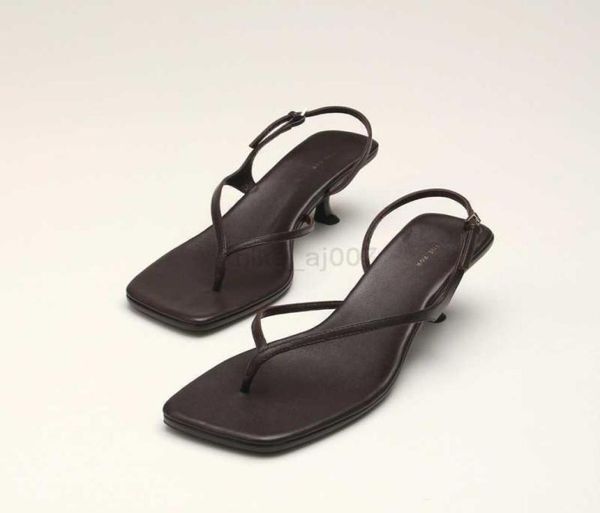 the row shoes french word with sandals leather toe clip square kitten heel back empty middle heel3133300, Black
the row shoes french word with sandals leather toe clip square kitten heel back empty middle heel3133300, Black