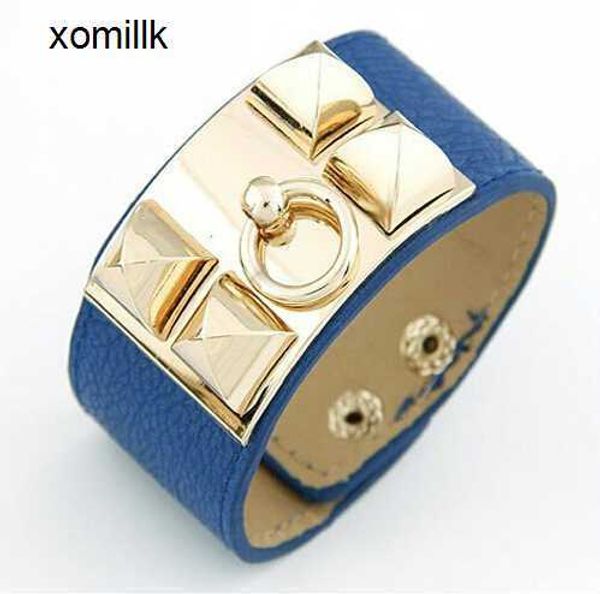 hermm designer bracelet fan jiepai fashion personality metal buckle texture rivet punk style leather wide bracelet 3403, Black
hermm designer bracelet fan jiepai fashion personality metal buckle texture rivet punk style leather wide bracelet 3403, Black