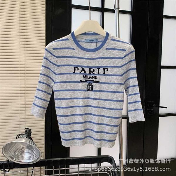 26% off clothing designer quality early spring new family contrast grey blue stripe letter jacquard slim fit short round neck pullover knit, White;black
26% off clothing designer quality early spring new family contrast grey blue stripe letter jacquard slim fit short round neck pullover knit, White;black