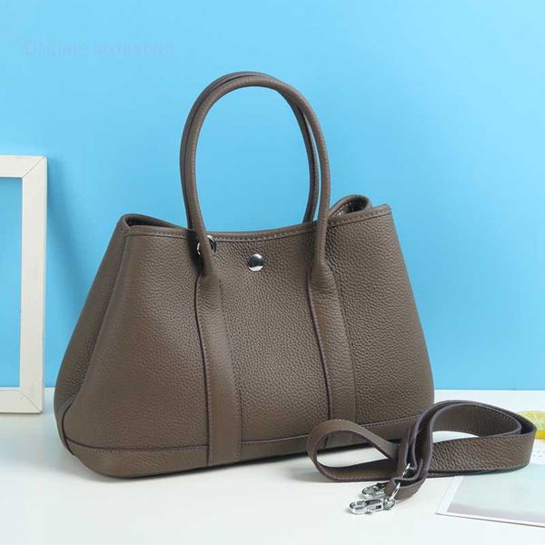 designer herbag garden party evening capacity leather women's cowhide garden commuter multi-functional hand large single shoulder diago
designer herbag garden party evening capacity leather women's cowhide garden commuter multi-functional hand large single shoulder diago