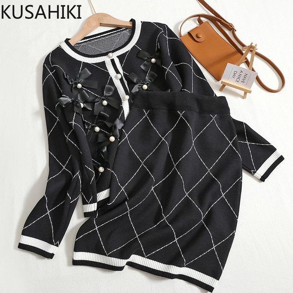 dress kusahiki 2022 autumn hit color knitted sets chic bowknot knitwear + high waist mini sweater skirt korean two pieces suits, White
dress kusahiki 2022 autumn hit color knitted sets chic bowknot knitwear + high waist mini sweater skirt korean two pieces suits, White