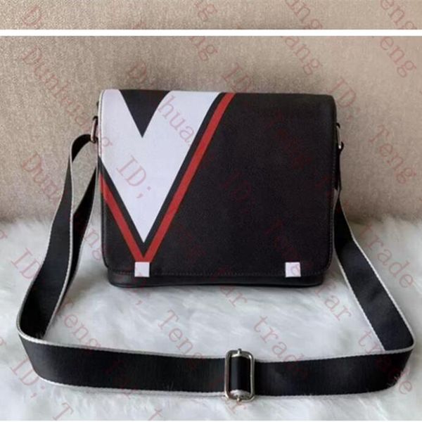 designer briefcases district pm monograms bag eclipse black coated canvas messager sag hobo bourse bac de bacs luxurys mens handbag m45272
designer briefcases district pm monograms bag eclipse black coated canvas messager sag hobo bourse bac de bacs luxurys mens handbag m45272