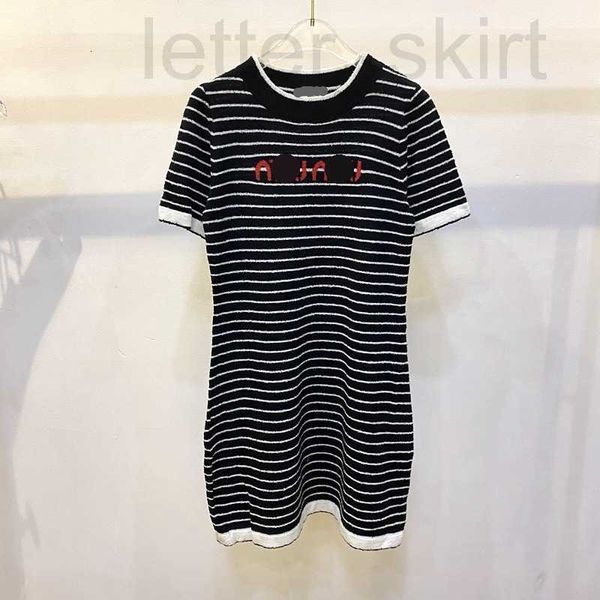 women's knits & tees designer early spring new fashionable personalized design cloth sense letter jacquard stripe round neck knitted dr, White
women's knits & tees designer early spring new fashionable personalized design cloth sense letter jacquard stripe round neck knitted dr, White