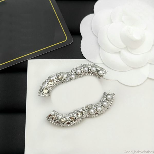 Designer Brooch For Women Jewelry Brand Letter Brooches Luxury Brooch Pin Marry Wedding Party Gift Accessories
Designer Brooch For Women Jewelry Brand Letter Brooches Luxury Brooch Pin Marry Wedding Party Gift Accessories