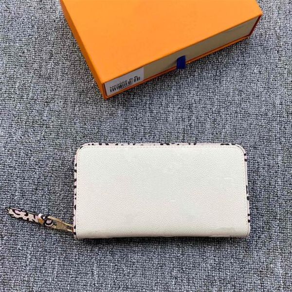 leopard print soft embossing zipper purse id card holder cowhide long purses clutch wallet leisure with letter207u, Red;black
leopard print soft embossing zipper purse id card holder cowhide long purses clutch wallet leisure with letter207u, Red;black