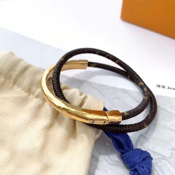 luxury fashion designer bracelets ladies double leather bracelet brand high-end elegant bangle with box248l, Golden;silver
luxury fashion designer bracelets ladies double leather bracelet brand high-end elegant bangle with box248l, Golden;silver