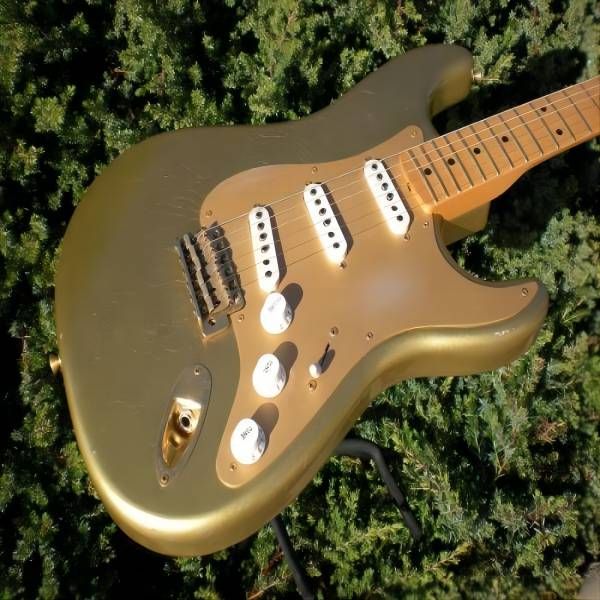 custom shop st guitar 50th anniversary 56 strat relic aztec gold soft v maple neck oem available cheap
custom shop st guitar 50th anniversary 56 strat relic aztec gold soft v maple neck oem available cheap