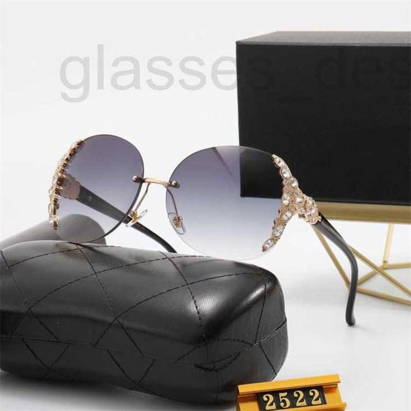 sunglasses designer new fashion trend women's sunglasses metal 2522 p97j, White;black
sunglasses designer new fashion trend women's sunglasses metal 2522 p97j, White;black