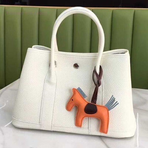 designer herbag garden party evening 2023 single shoulder oblique straddle portable bucket premium genuine leather women's bag mmy9
designer herbag garden party evening 2023 single shoulder oblique straddle portable bucket premium genuine leather women's bag mmy9
