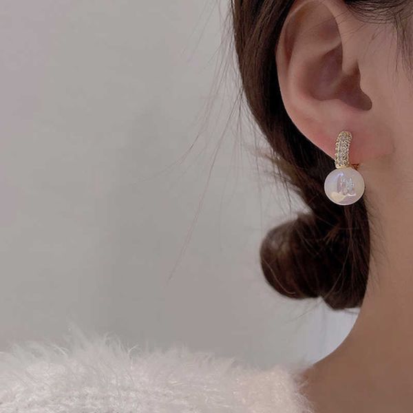 charm exquisite natural pearl earrings simple round celebrity style gold pearl earrings jewelry for party wedding jewelry gift aa230421, Golden
charm exquisite natural pearl earrings simple round celebrity style gold pearl earrings jewelry for party wedding jewelry gift aa230421, Golden