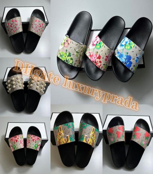 stylish luxury designer slippers bees fashion classics slides sandals men women shoes tiger foam runner summer sandal7765734, Black
stylish luxury designer slippers bees fashion classics slides sandals men women shoes tiger foam runner summer sandal7765734, Black