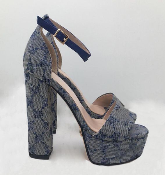 luxury designer womens heeled fashion sandals printing cloth classic buckle strap shoes platform chunky 13cm heels ankle wrap shoe9298976, Black
luxury designer womens heeled fashion sandals printing cloth classic buckle strap shoes platform chunky 13cm heels ankle wrap shoe9298976, Black
