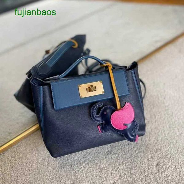 hemres 2023 spring new style textured leather women's bag layer cow 2424 handbag versatile messenger qkum, Black
hemres 2023 spring new style textured leather women's bag layer cow 2424 handbag versatile messenger qkum, Black