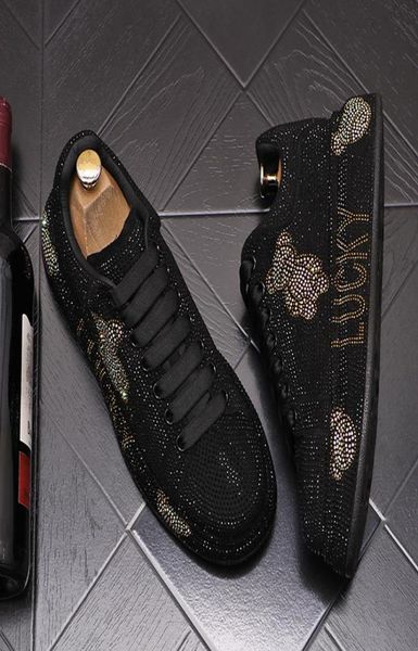 new men embroidery skull shoes fashion black gold casual flats men039s designer dress shoes sequined loafers male platform driv5031135
new men embroidery skull shoes fashion black gold casual flats men039s designer dress shoes sequined loafers male platform driv5031135