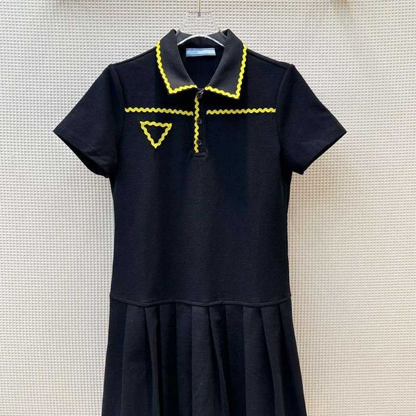 36% off summer new versatile polo collar sleeve dress family triangle academy style age reducing pleated short skirt, Black;gray
36% off summer new versatile polo collar sleeve dress family triangle academy style age reducing pleated short skirt, Black;gray