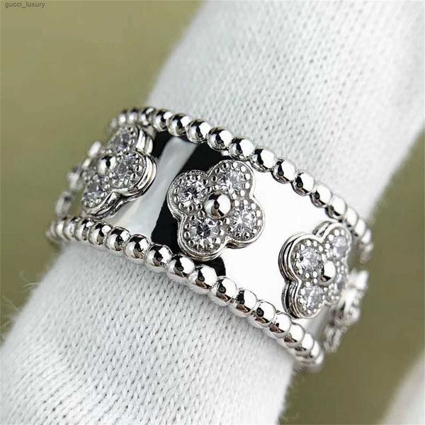 luxury designer ring womens jewelry charm bracelet four leaf grass bracelet elegant fashion steel titanium mens 18k rose gold, Silver
luxury designer ring womens jewelry charm bracelet four leaf grass bracelet elegant fashion steel titanium mens 18k rose gold, Silver