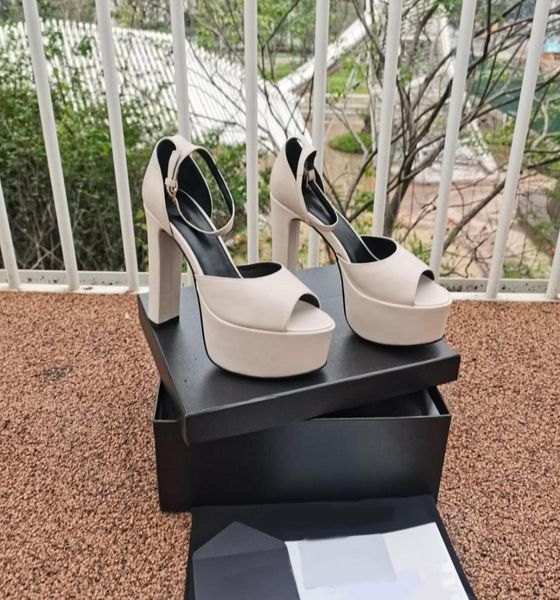 high heeled platform sandals female fish mouth toe cap design shows noble atmosphere full package8716053, Black
high heeled platform sandals female fish mouth toe cap design shows noble atmosphere full package8716053, Black