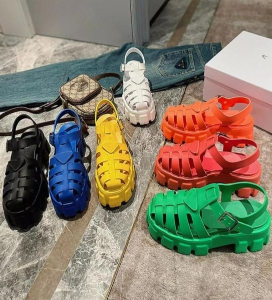 summer sandals designer slides foam rubber loafers retro beach footwear beach slide women sandal with box 35413541780, Black
summer sandals designer slides foam rubber loafers retro beach footwear beach slide women sandal with box 35413541780, Black